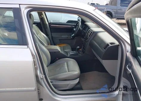 2007 Chrysler 300 Touring из США, поврежденный, VIN 2C3KA53G87H759422